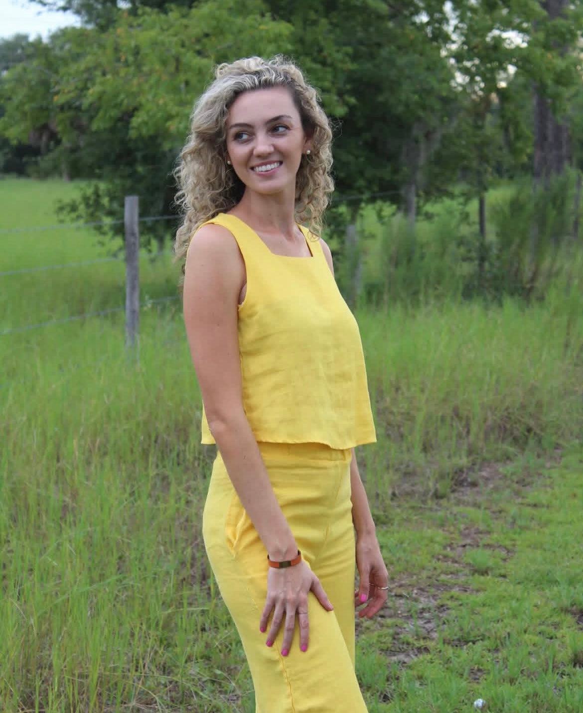 GENTLE LINEN TOP AND PANTS SET