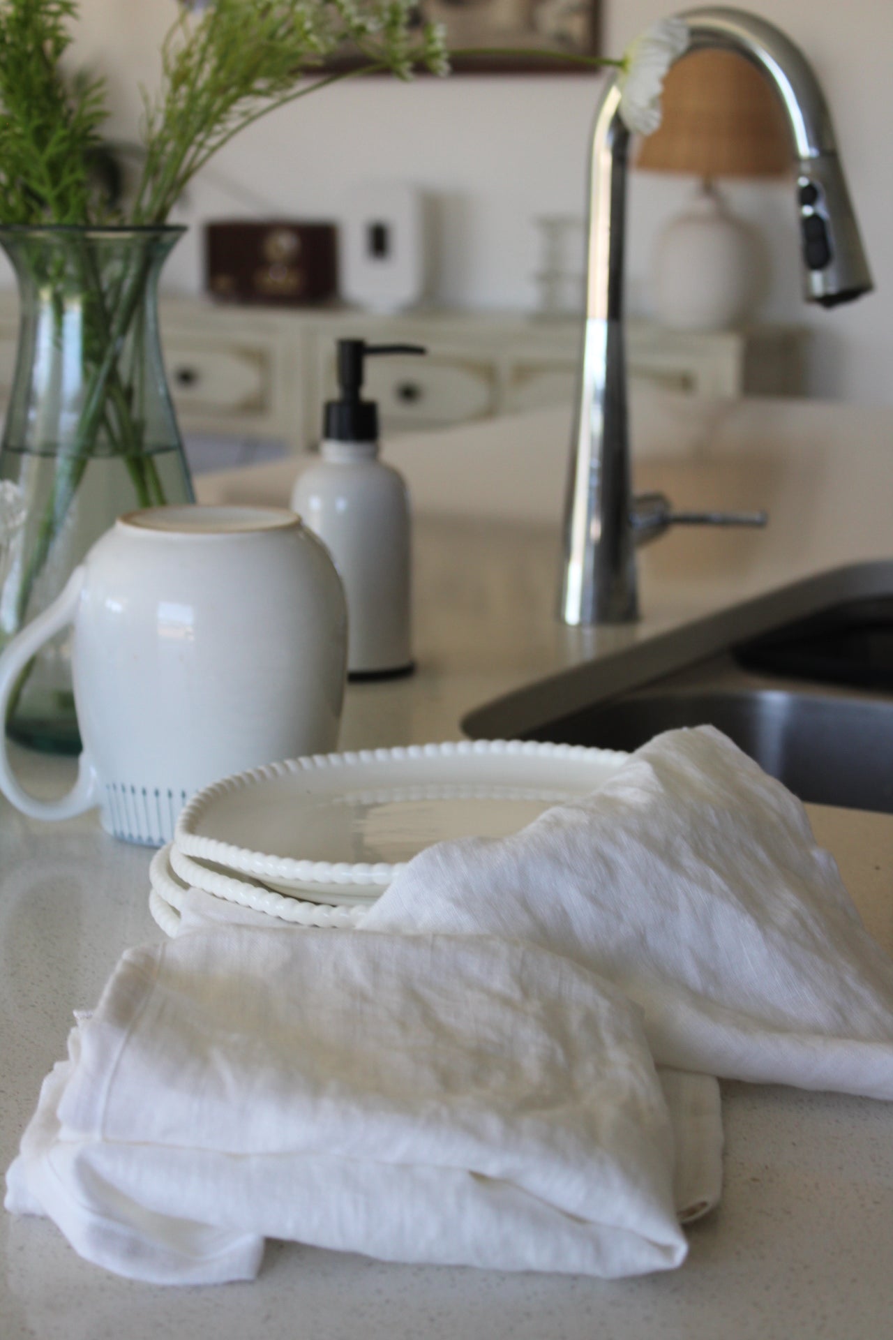 LEAH KITCHEN TOWEL