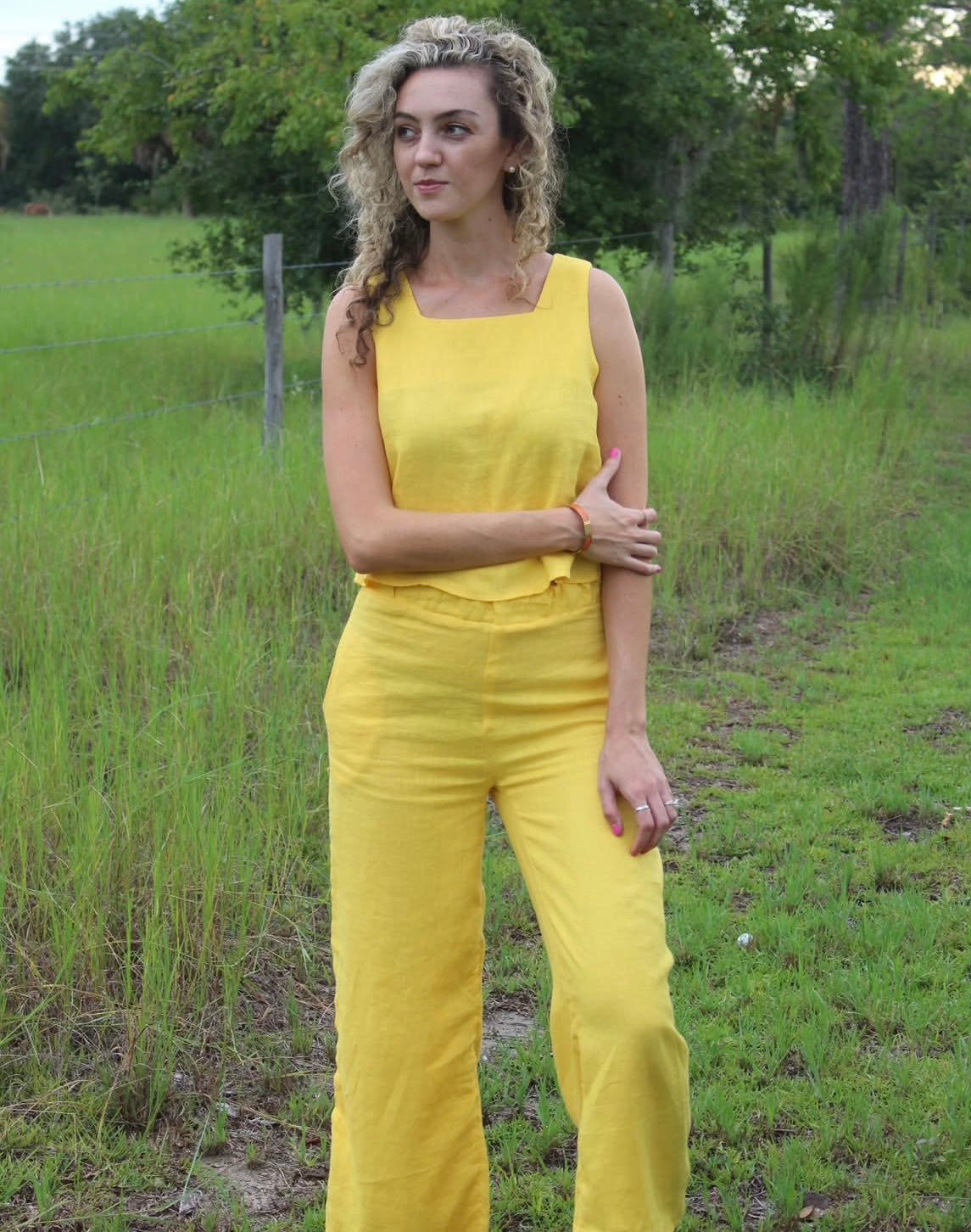 GENTLE LINEN TOP AND PANTS SET